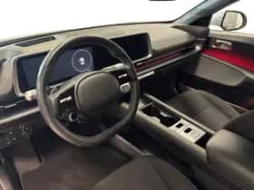 Hyundai Ioniq 6 (2023) thumbnail 11