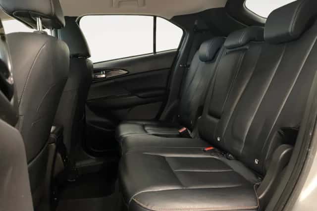 Mitsubishi Eclipse Cross (2018) thumbnail 11