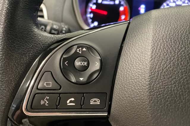 Mitsubishi Eclipse Cross (2018) thumbnail 24