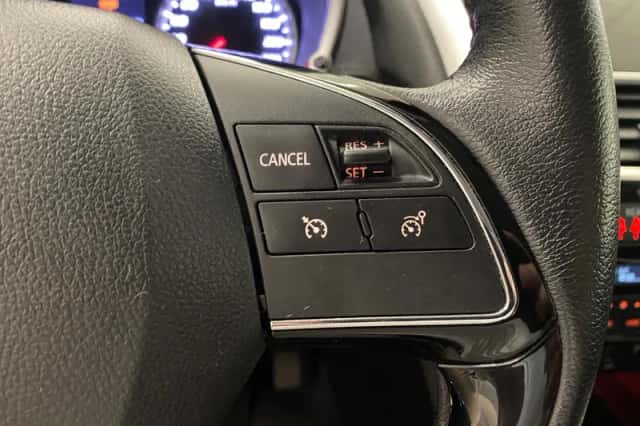 Mitsubishi Eclipse Cross (2018) thumbnail 25