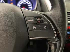 Mitsubishi Eclipse Cross (2018) thumbnail 25