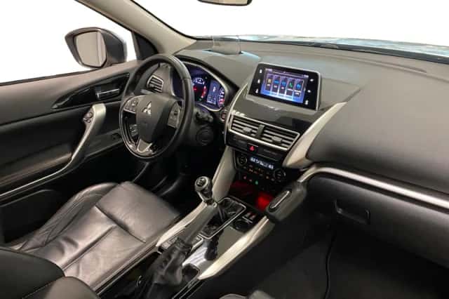 Mitsubishi Eclipse Cross (2018) thumbnail 10