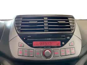 Suzuki Alto (2009) thumbnail 15