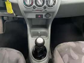 Suzuki Alto (2009) thumbnail 17