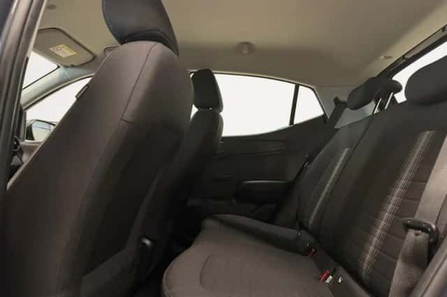 Hyundai i10 (2022) thumbnail 25