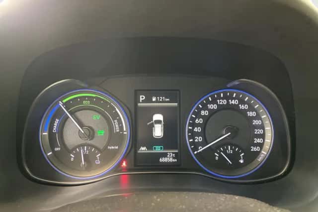 Hyundai Kona (2022) thumbnail 11
