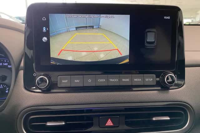 Hyundai Kona (2022) thumbnail 13
