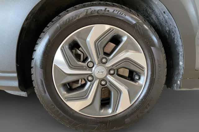 Hyundai Kona (2022) thumbnail 8
