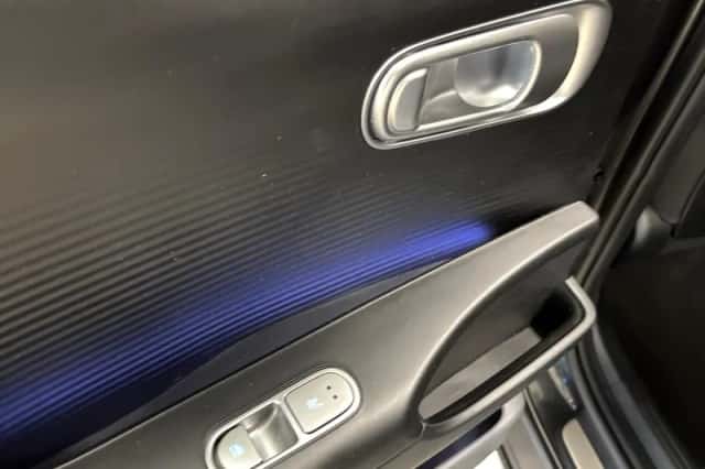 Hyundai Ioniq 6 (2023) thumbnail 28