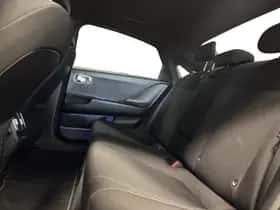 Hyundai Ioniq 6 (2023) thumbnail 31