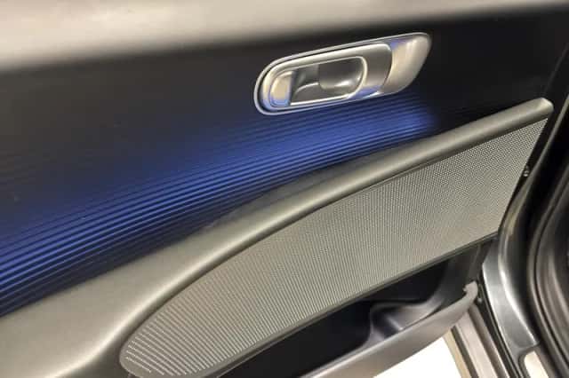 Hyundai Ioniq 6 (2023) thumbnail 32