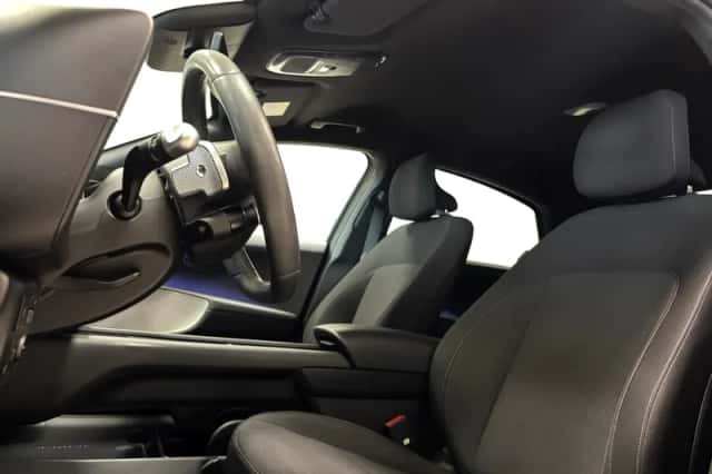 Hyundai Ioniq 6 (2023) thumbnail 9