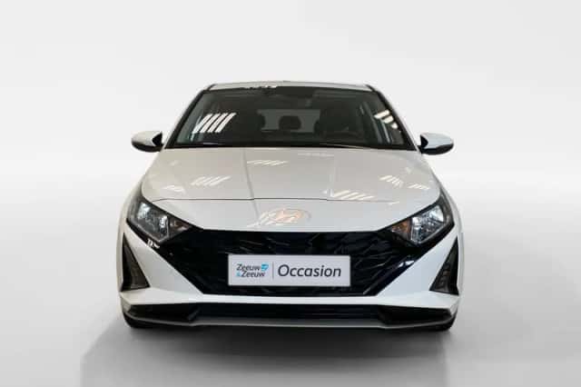 Hyundai i20 (2024) thumbnail 6