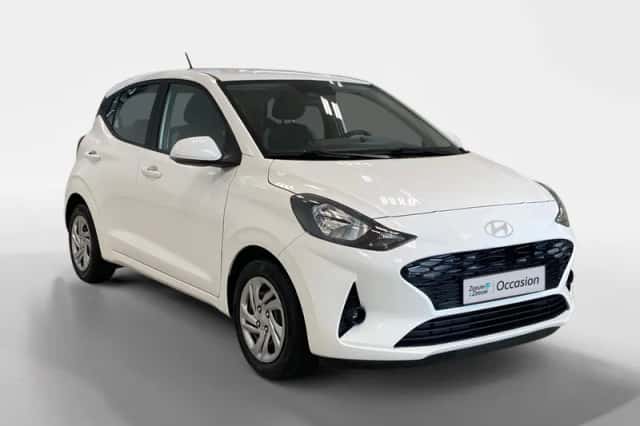 Hyundai i10 (2023) thumbnail 3