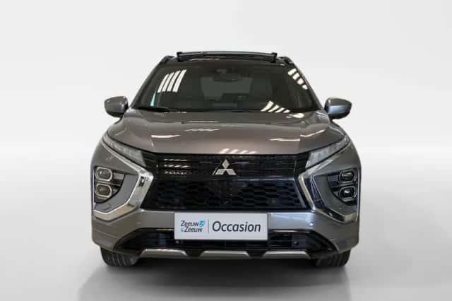 Mitsubishi Eclipse Cross (2023) thumbnail 2