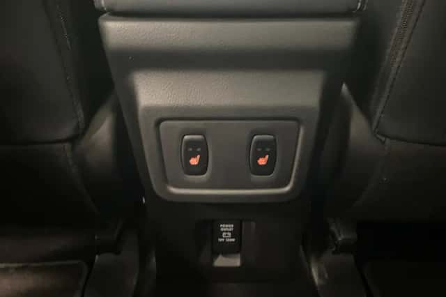 Mitsubishi Eclipse Cross (2023) thumbnail 25
