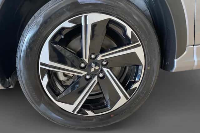 Mitsubishi Eclipse Cross (2023) thumbnail 8