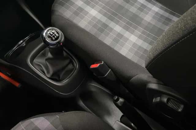Peugeot 108 (2019) thumbnail 21