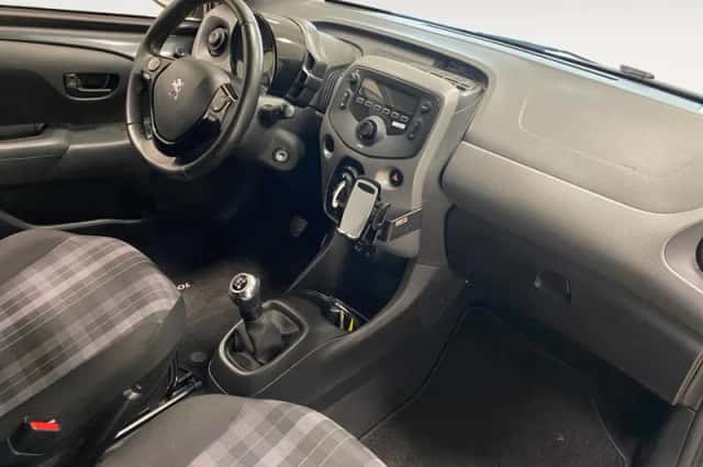 Peugeot 108 (2019) thumbnail 10