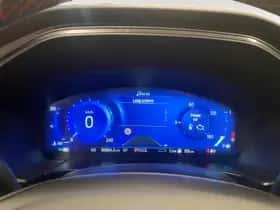 Ford Kuga (2023) thumbnail 15