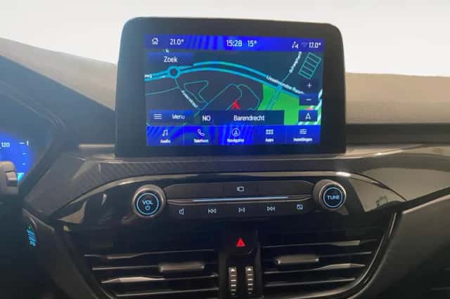 Ford Kuga (2023) thumbnail 16