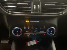Ford Kuga (2023) thumbnail 18