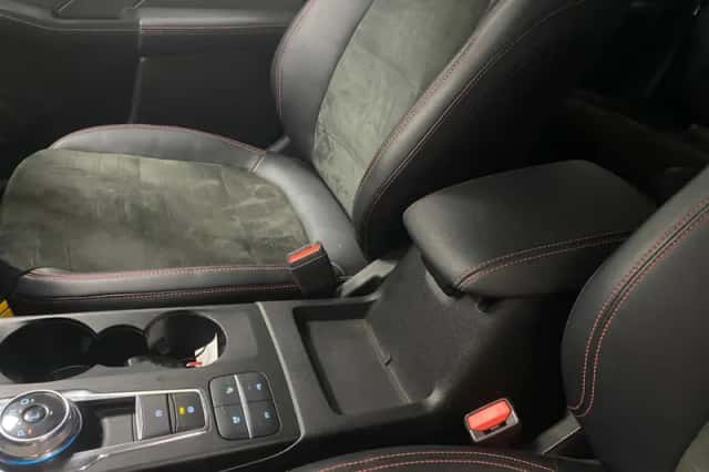 Ford Kuga (2023) thumbnail 20