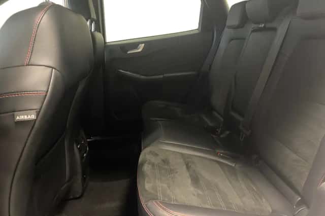 Ford Kuga (2023) thumbnail 23