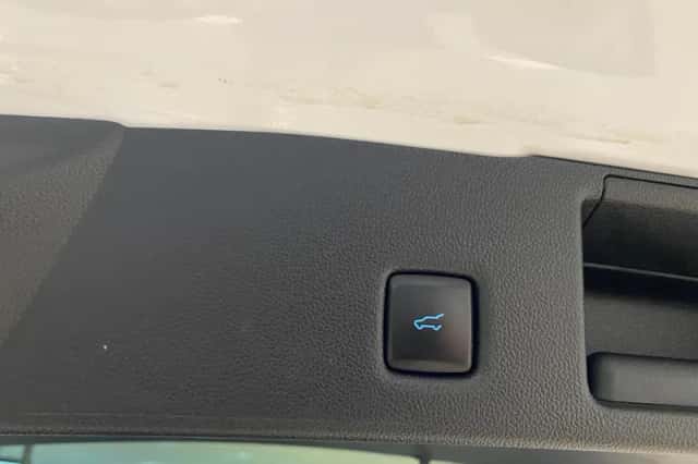Ford Kuga (2023) thumbnail 26