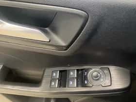 Ford Kuga (2023) thumbnail 28