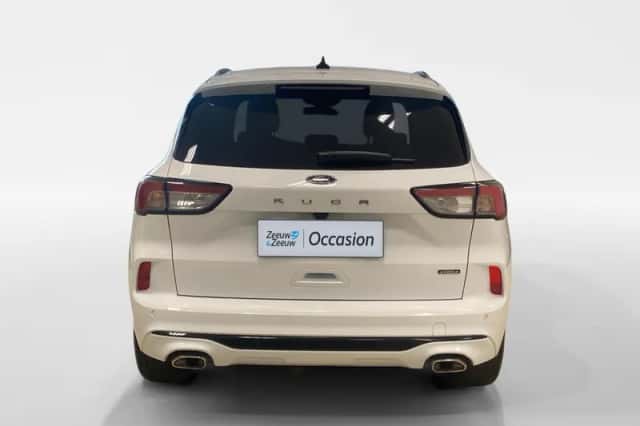 Ford Kuga (2023) thumbnail 6