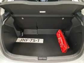 Mazda 2 Hybrid (2025) thumbnail 22
