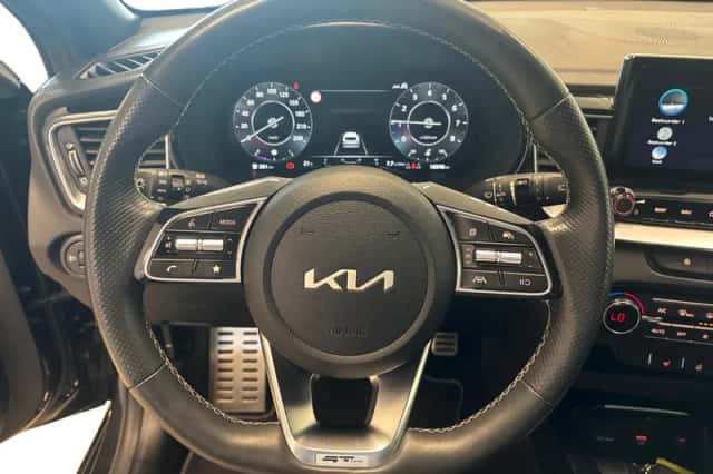 Kia Proceed (2024) thumbnail 12