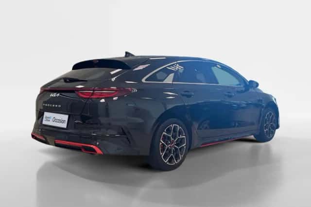 Kia Proceed (2024) thumbnail 5