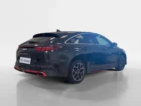 Kia Proceed (2024) thumbnail 5