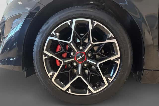 Kia Proceed (2024) thumbnail 8