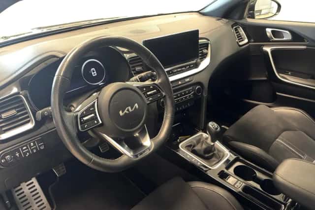 Kia Proceed (2024) thumbnail 10