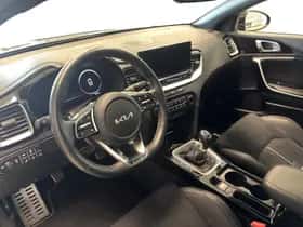 Kia Proceed (2024) thumbnail 10