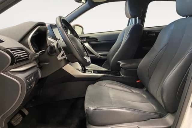 Mitsubishi Eclipse Cross (2022) thumbnail 11