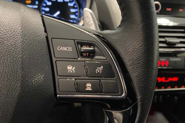Mitsubishi Eclipse Cross (2022) thumbnail 23