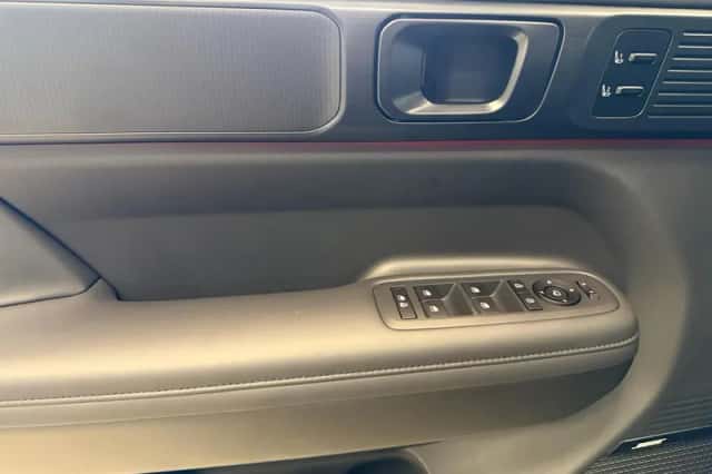 Hyundai Santa Fe (2026) thumbnail 12