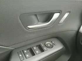 Hyundai Kona (2026) thumbnail 8