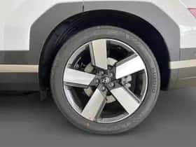 Hyundai Santa Fe (2026) thumbnail 9