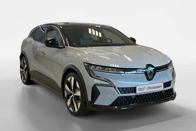 Renault Mégane E-Tech (2022) thumbnail 3