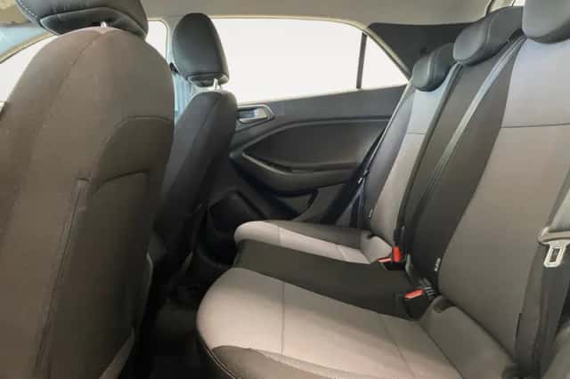 Hyundai i20 (2018) thumbnail 23