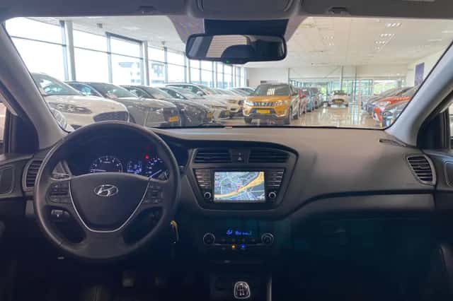 Hyundai i20 (2018) thumbnail 25