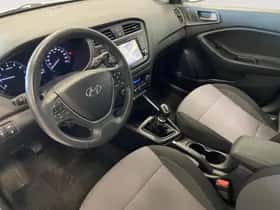 Hyundai i20 (2018) thumbnail 9