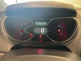 Renault Captur (2018) thumbnail 15