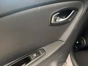 Renault Captur (2018) thumbnail 26
