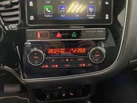 Mitsubishi Outlander (2019) thumbnail 26